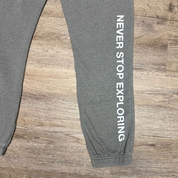 The North Face Men’s Charcoal Joggers - Picture 8 of 10